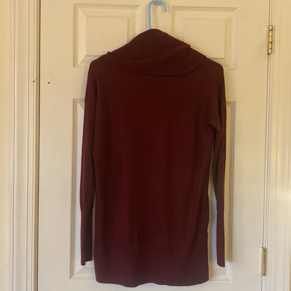 LOFT Long Sleeve Lightweight Maroon Red Cowl Neck Sweater - Size S - Picture 3 of 3